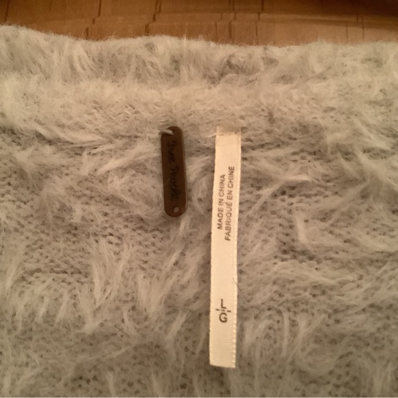 Off white Free People long sweater size L great condition - Picture 3 of 4